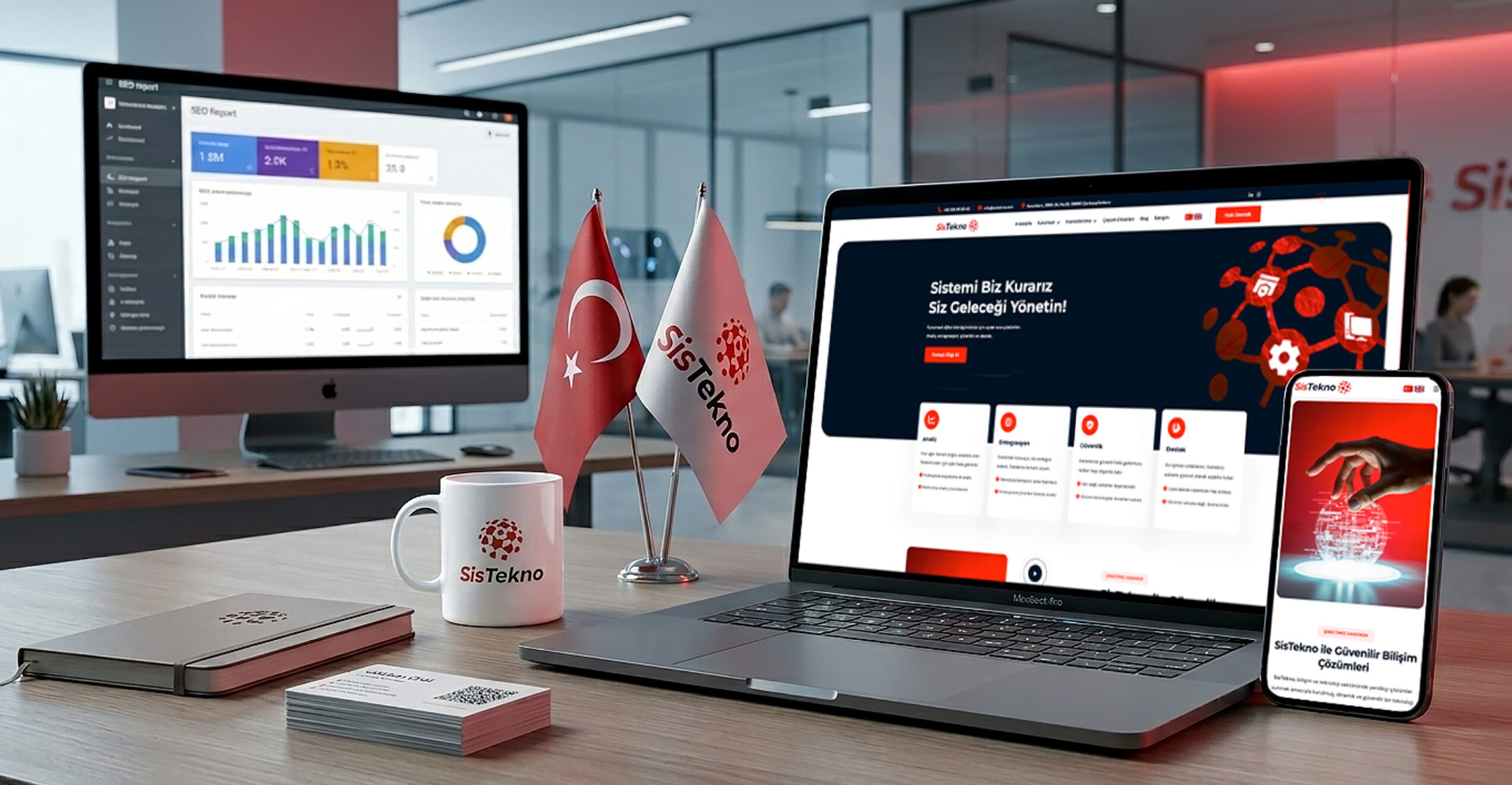 SisTekno kurumsal web sitesi ve marka kimliği çalışmasının ofis masasındaki sunumu